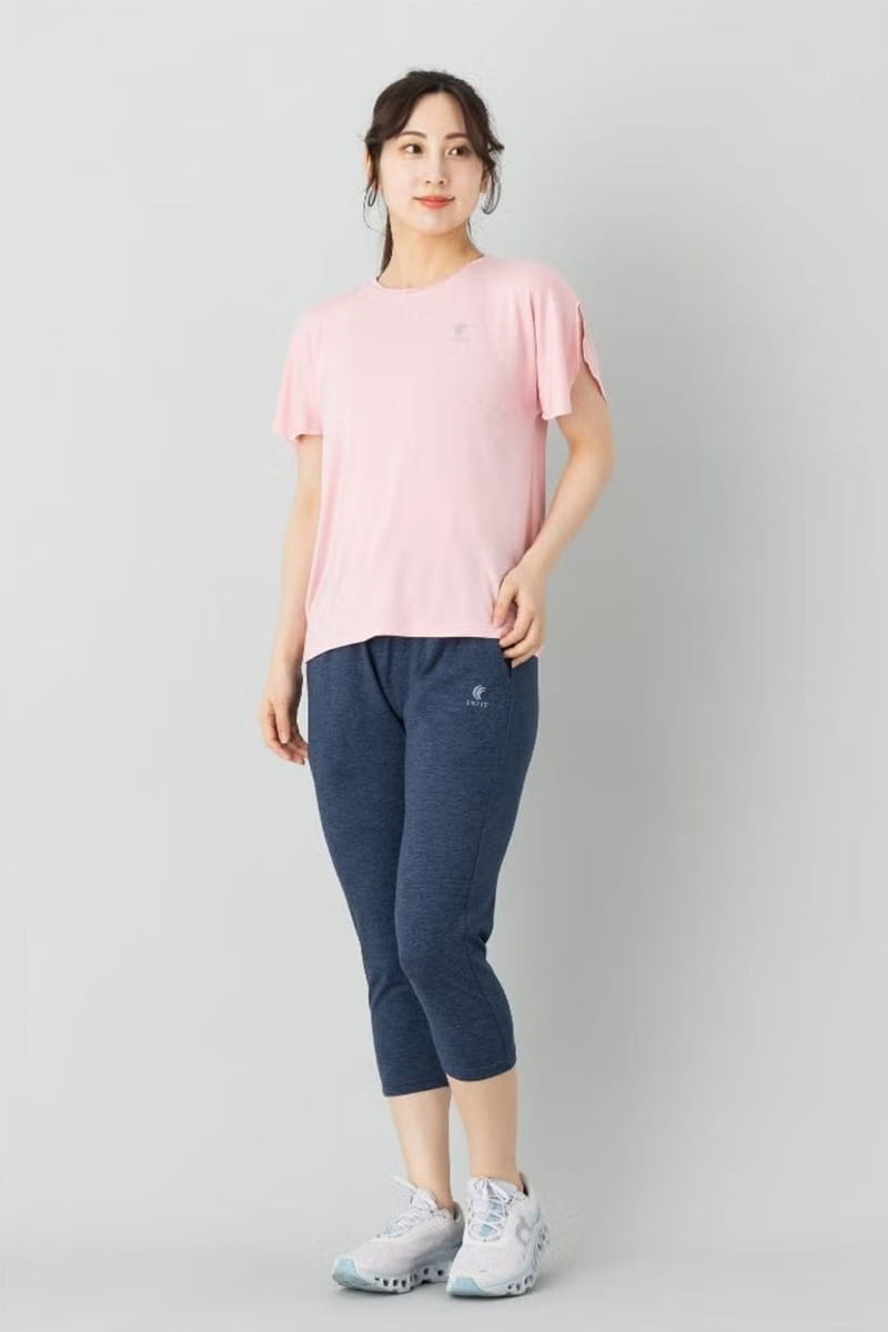 ソフトタッチクロップドパンツ コーデ1
