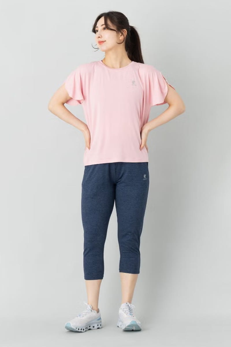 ソフトタッチクロップドパンツ コーデ2