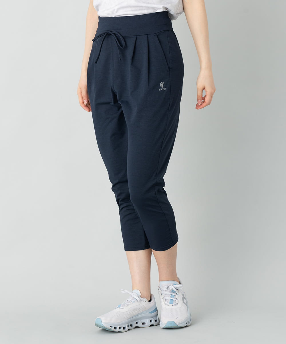 INFIT ストレッチクロップド2タックパンツ