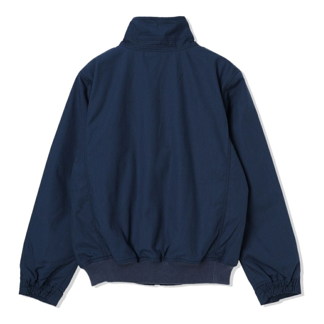 美品 23区 撥水加工ゆったりメモリータフタ スタンドネックネイビー 44 見上愛さん着用／RED CARD TOKYO×23区】クロップド