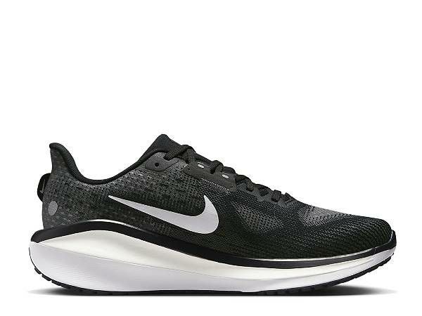 ナイキ ボメロ スポーツ ランニングシューズ ランシュー NIKE VOMERO