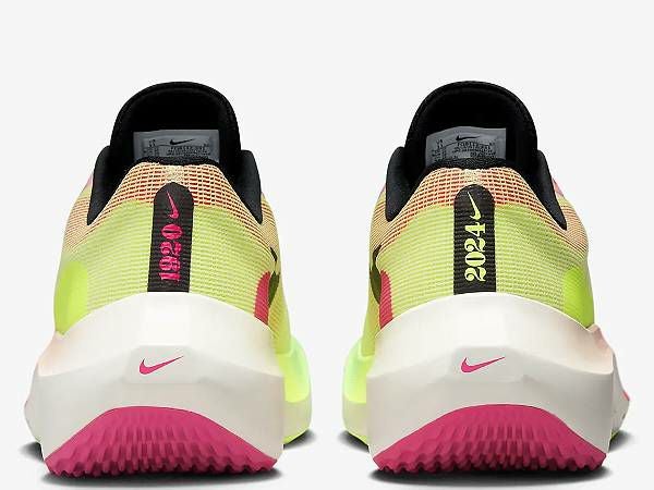 ナイキ NIKE ZOOM FLY 5 PRM EKIDEN ズーム フライ 5 プレミアム