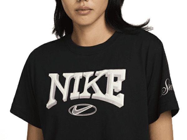 ナイキ スポーツウェア ルーズ ショートスリーブ クロップド Tシャツ