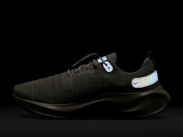 ナイキ NIKE REACTX INFINITY RUN 4 リアクトX インフィニティラン 4