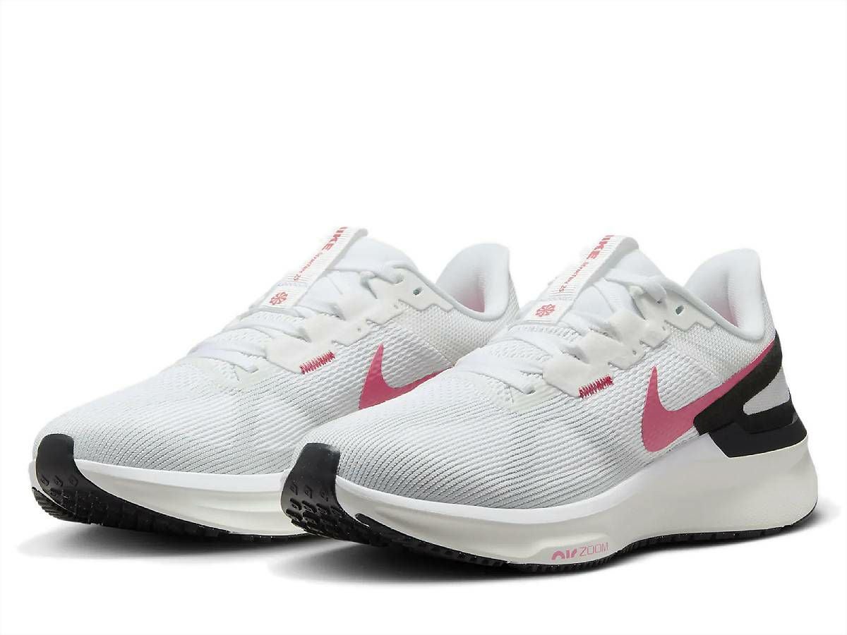 新品　22.5cm　NIKEスニーカー Nike Kobe 8 Protro 