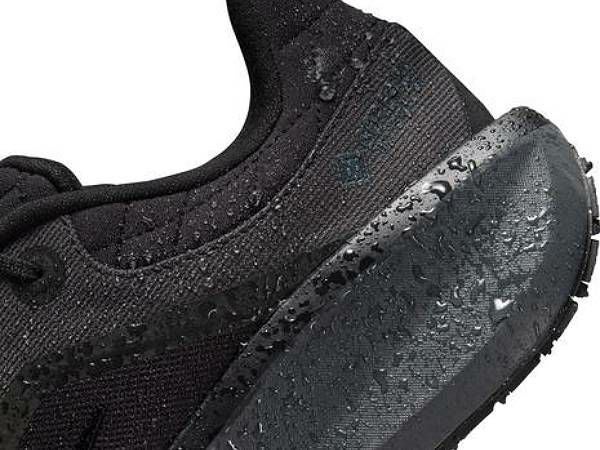 ナイキ NIKE AIR WINFLO 11 GTX エア ウィンフロー 11 ゴアテックス