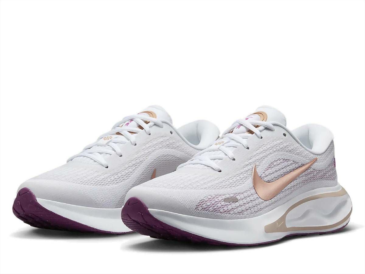 ナイキ ボメロ プラス NIKE Air Zoom Vomero Plus | スポーツマリオ
