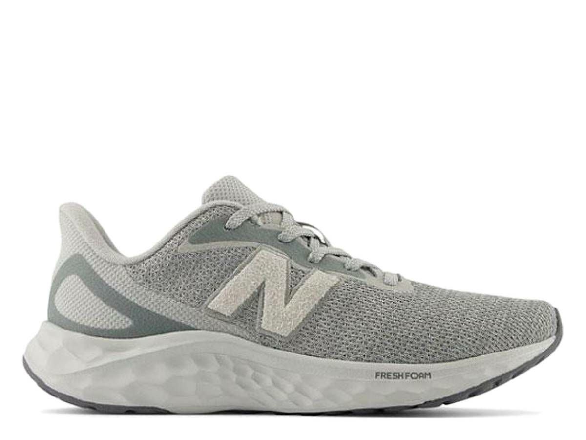 ニューバランス NEW BALANCE 1080 v15 | スポーツマリオ公式通販サイト