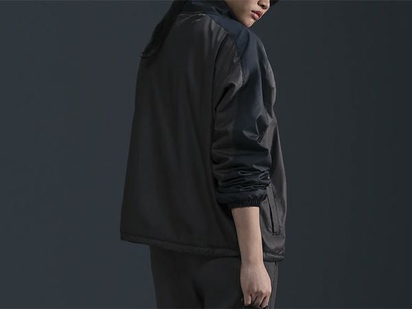 ナイキ NIKE ランニングジャケット レディース ブラック 黒 スポーツ