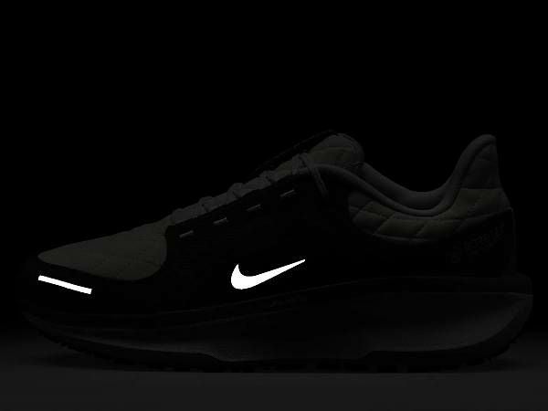 ナイキ NIKE AIR WINFLO 11 GTX エア ウィンフロー 11 ゴアテックス