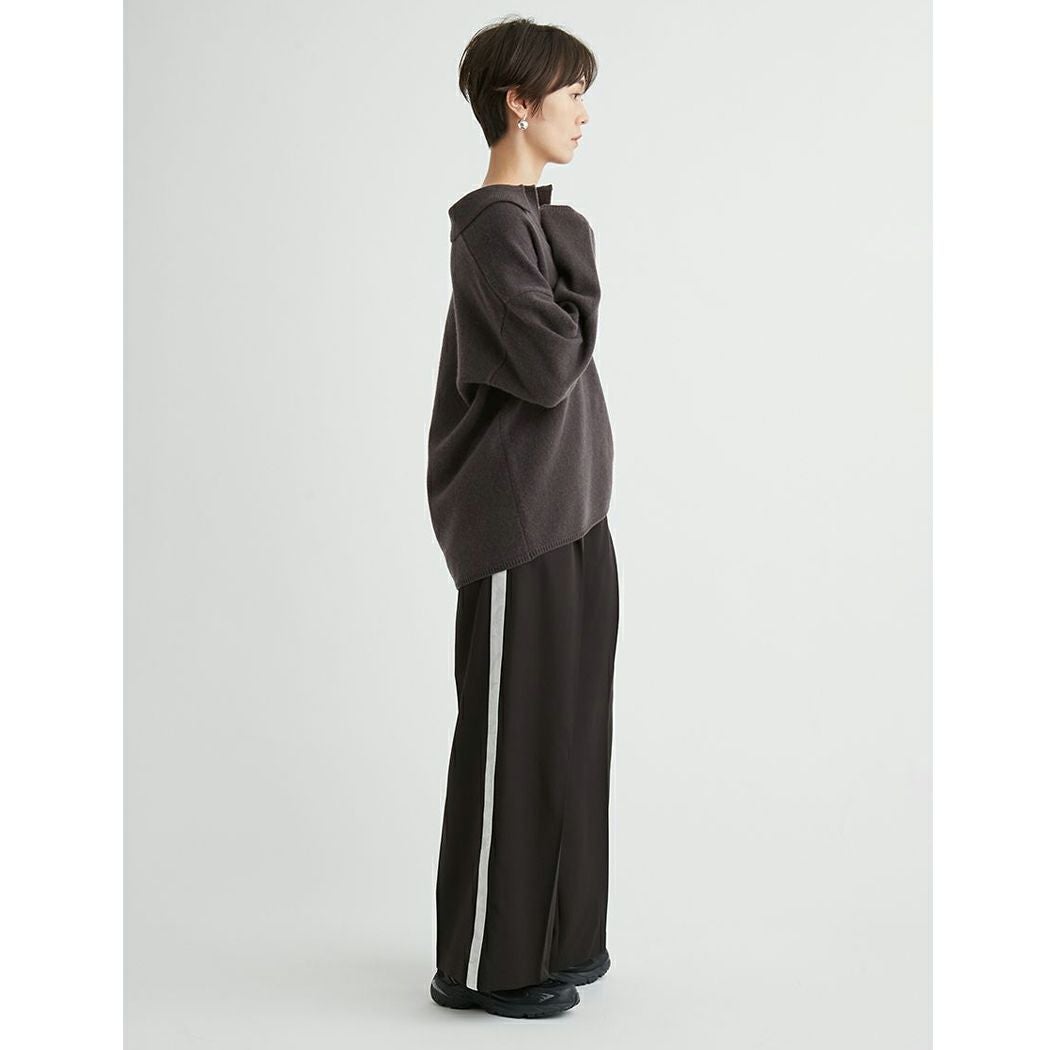 エミ emmi ラインタックパンツ レディース オールシーズン ベージュ