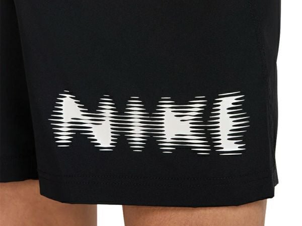 ナイキ フォーム バーサタイル ショートパンツ NIKE Dri-FIT