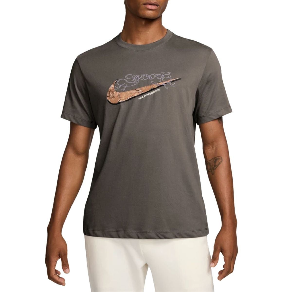 ナイキ NIKE Dri-FIT WC 1 S/S Tシャツ メンズ 春 夏 グレー 灰色 ナイキ NIKE Dri-FIT WC 1 S/S Tシャツ メンズ 春 夏 グレー 灰色