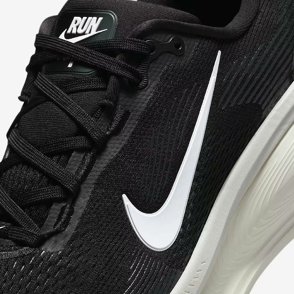 ナイキ NIKE AIR ZOOM VOMERO 18 エア ズーム ボメロ 18 メンズ