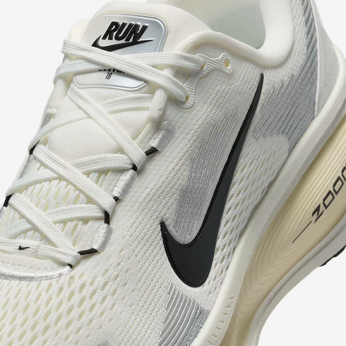 ナイキ エア ズーム ボメロ 18 NIKE AIR ZOOM VOMERO | スポーツマリオ