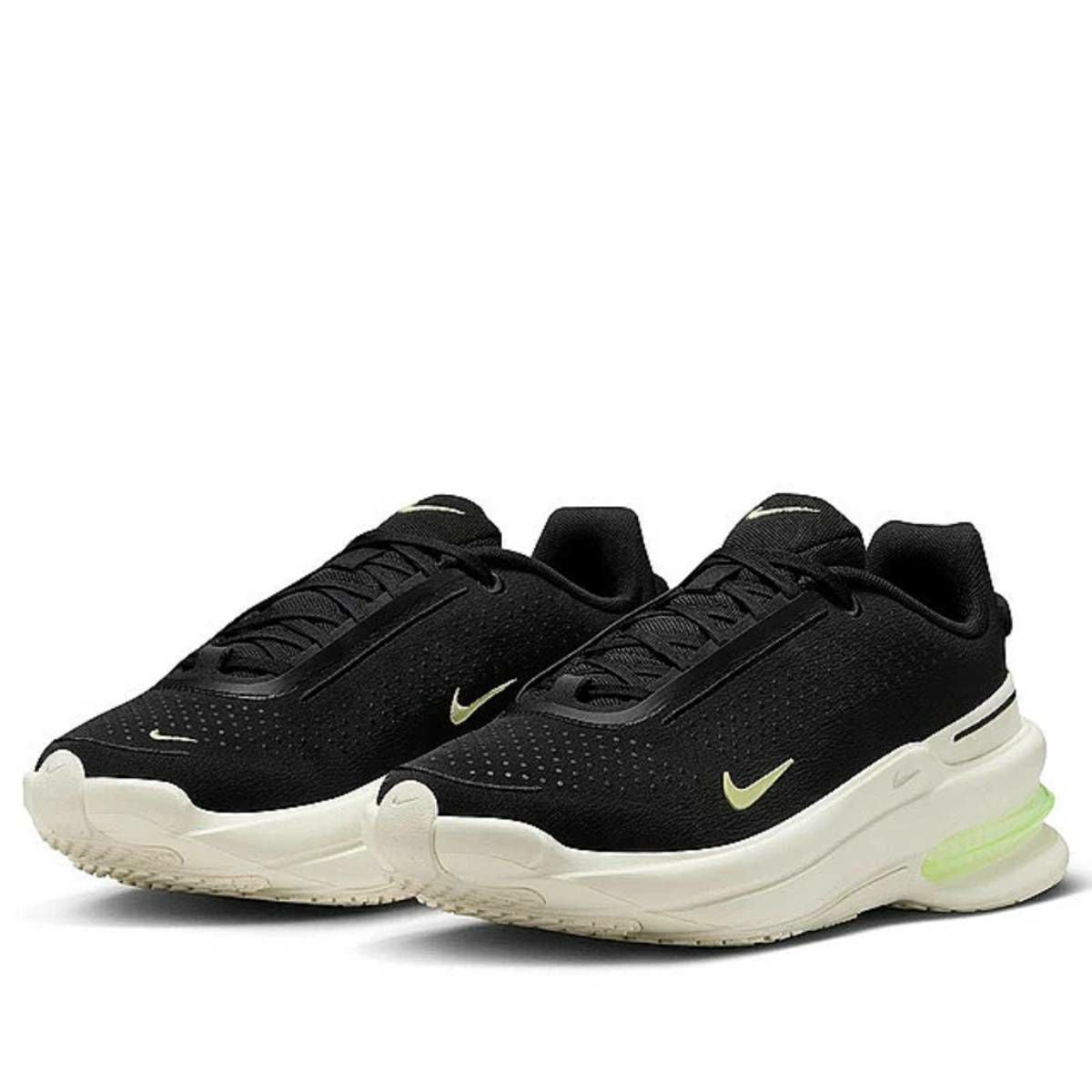 ナイキ NIKE Air Zoom Upturn SC エア ズーム アップターン SC