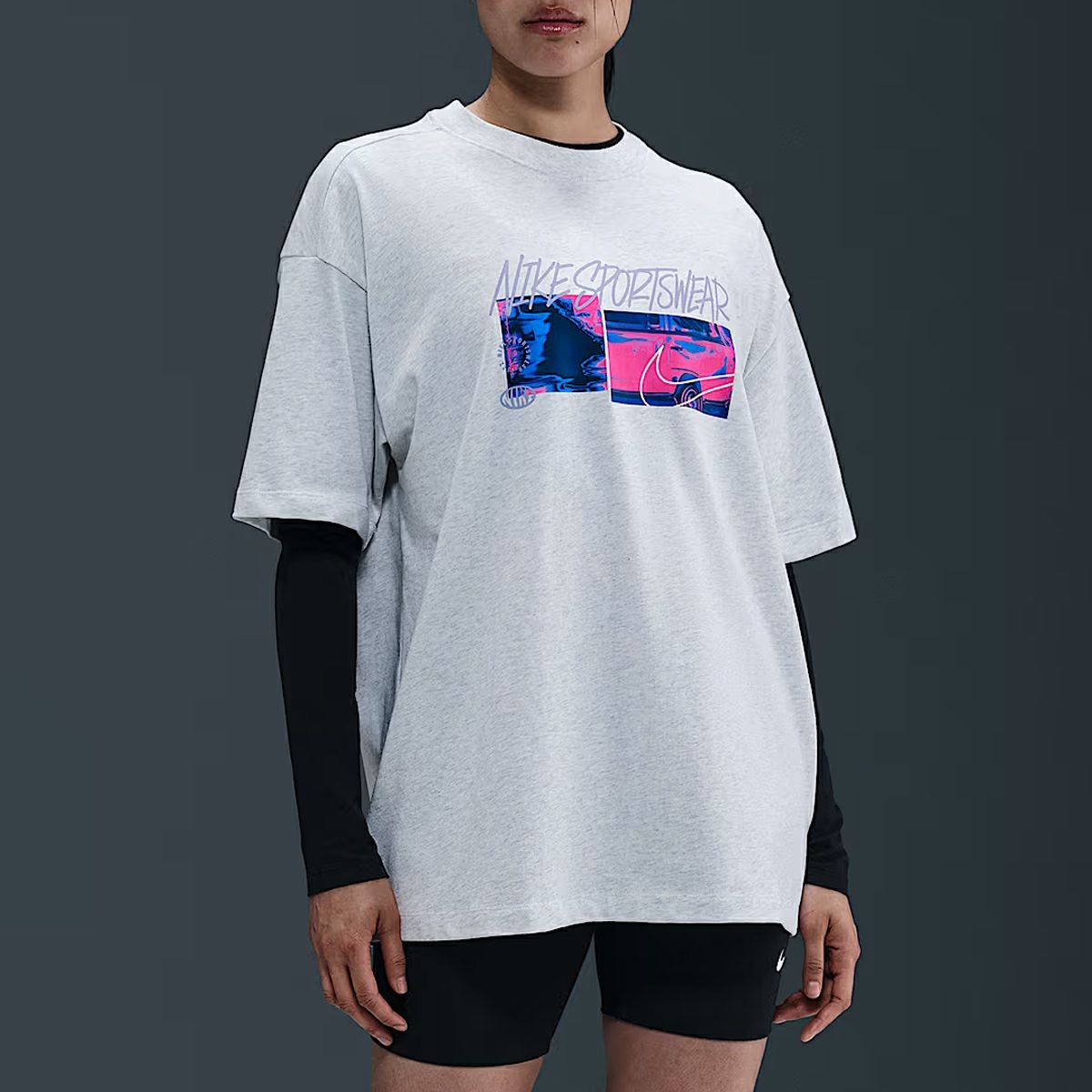 ナイキ スポーツウェア オーバーサイズド Tシャツ コットン 綿 灰色