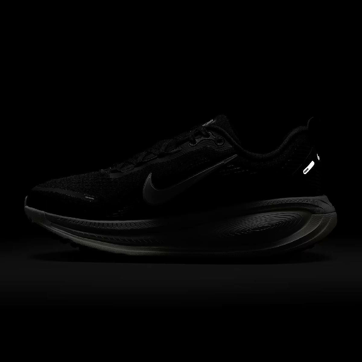 ナイキ NIKE AIR ZOOM VOMERO 18 | スポーツマリオ公式通販サイト