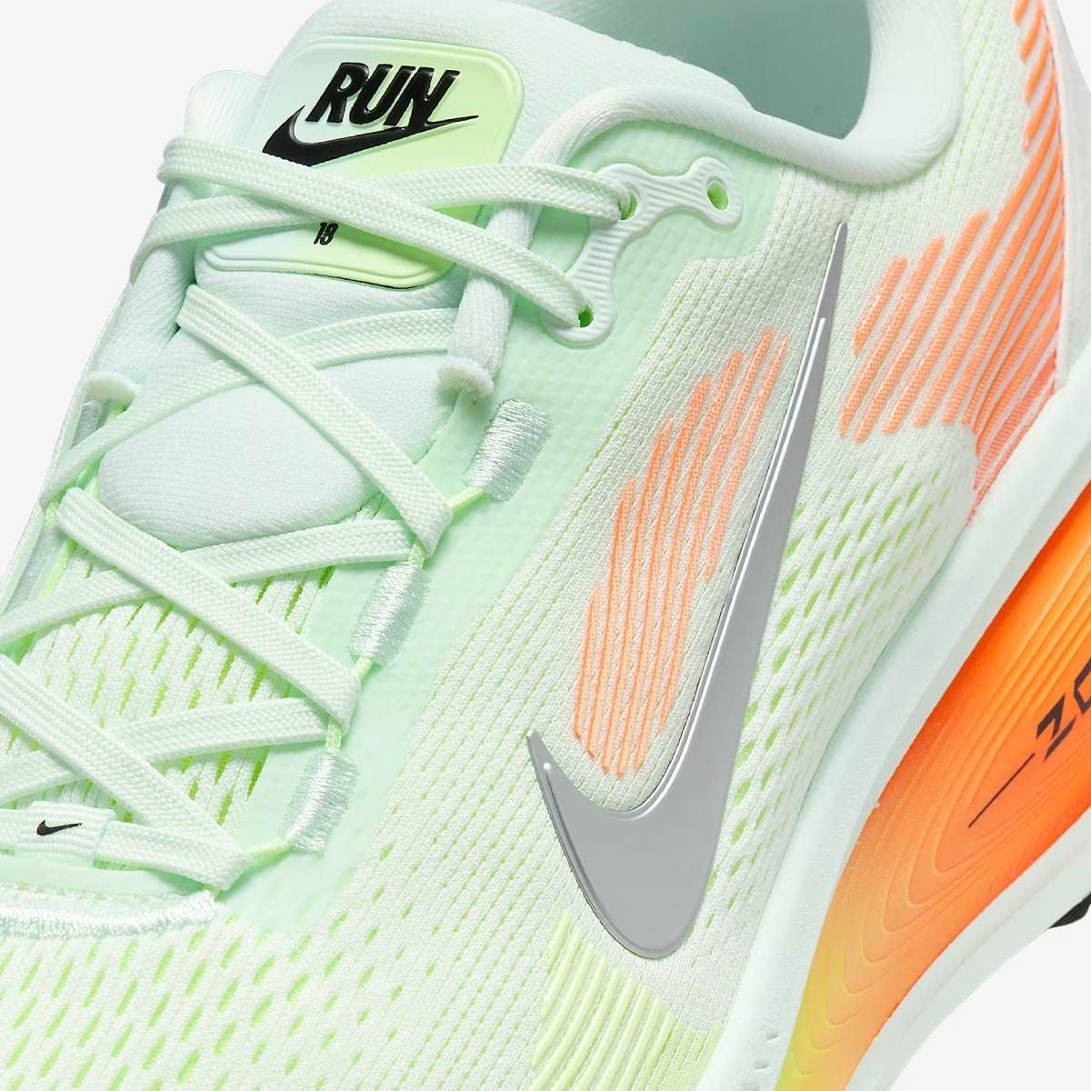 ナイキ NIKE AIR ZOOM VOMERO 18 メンズ | スポーツマリオ公式通販サイト