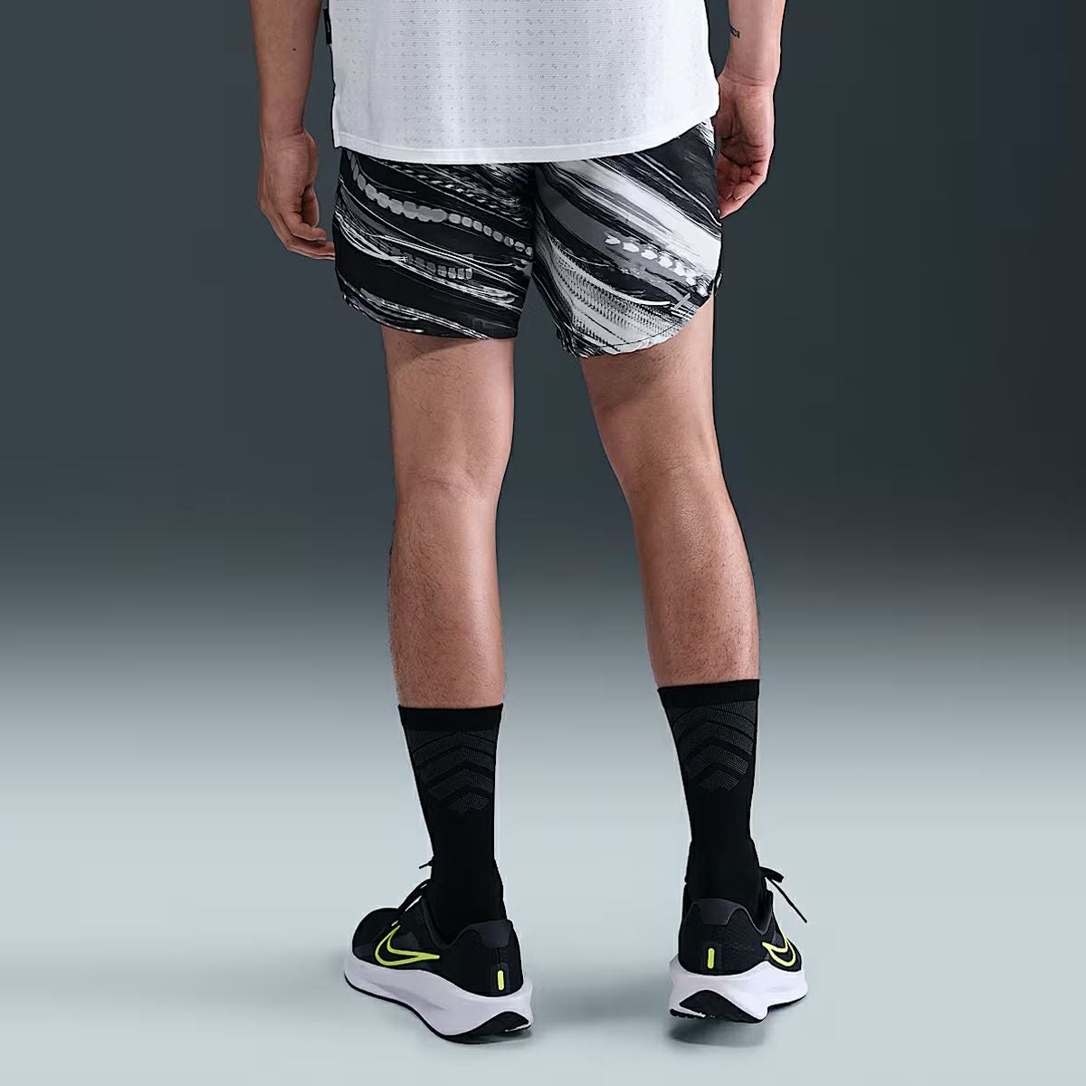 ナイキ NIKE Dri-FIT ストライド ランニングショートパンツ メンズ