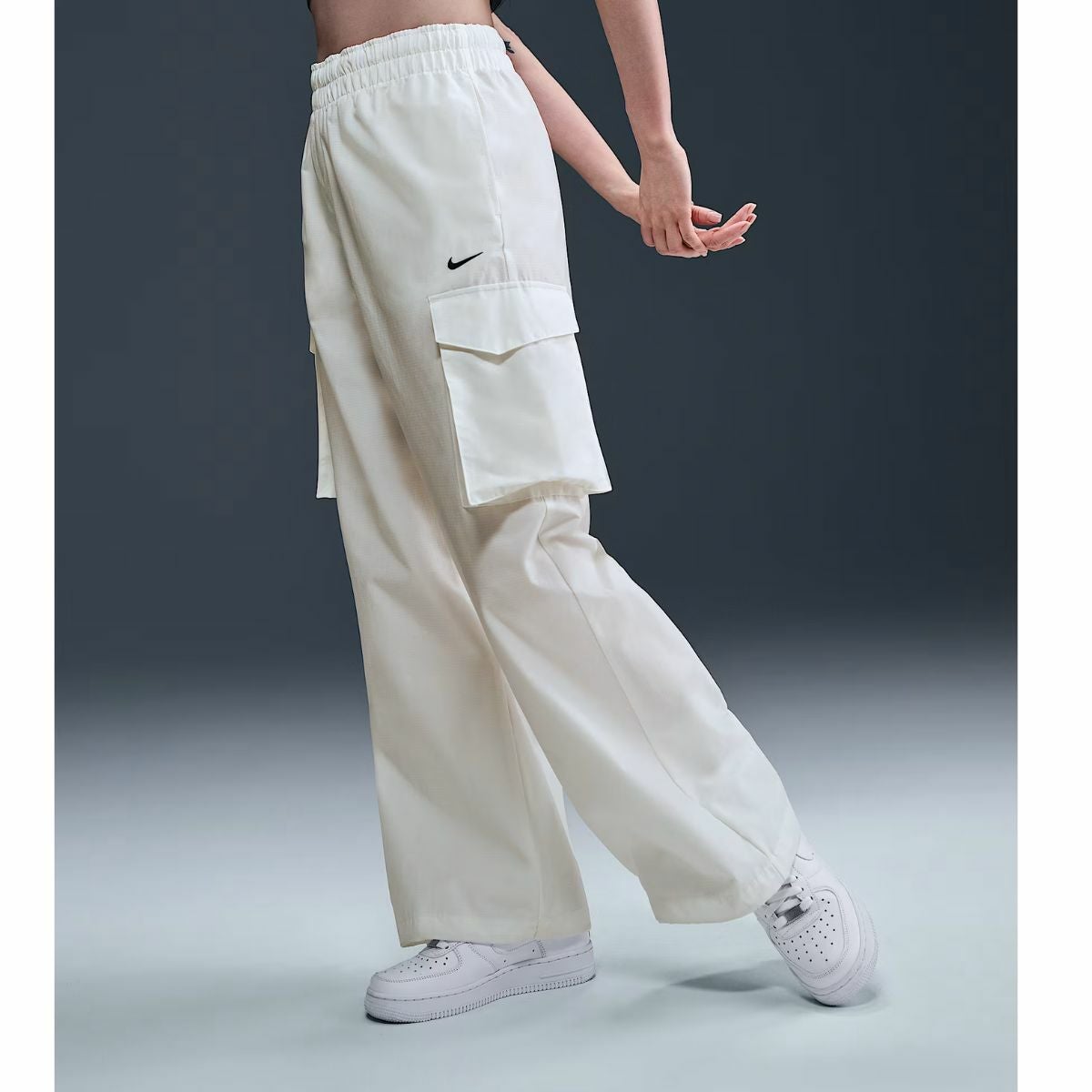 ナイキ スポーツウェア エブリシング ウーブン ウィメンズ ミッド