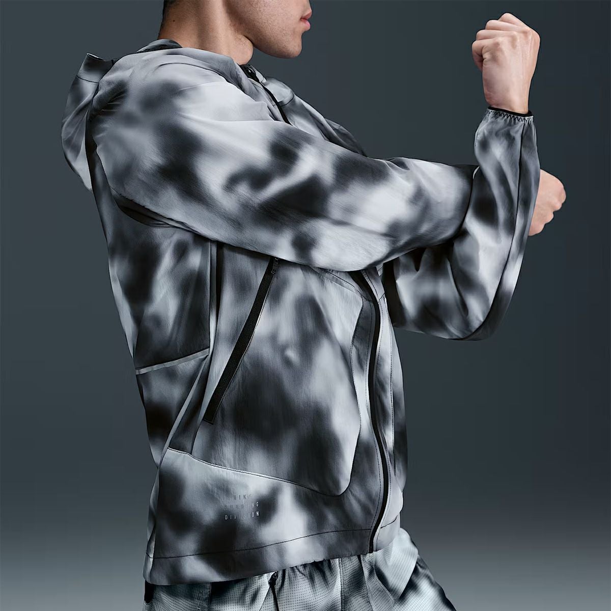 ナイキ ランニング ディビジョン UV ランニングジャケット メンズ NIKE