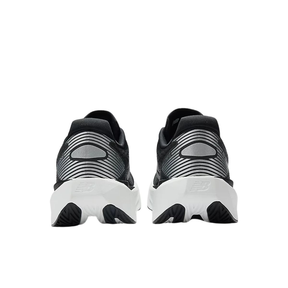 ニューバランス　フューエルセル レベル v5 メンズ25cm 新品　箱無し New Balance（ニューバランス） NEW BALANCE FuelCell Rebel v5