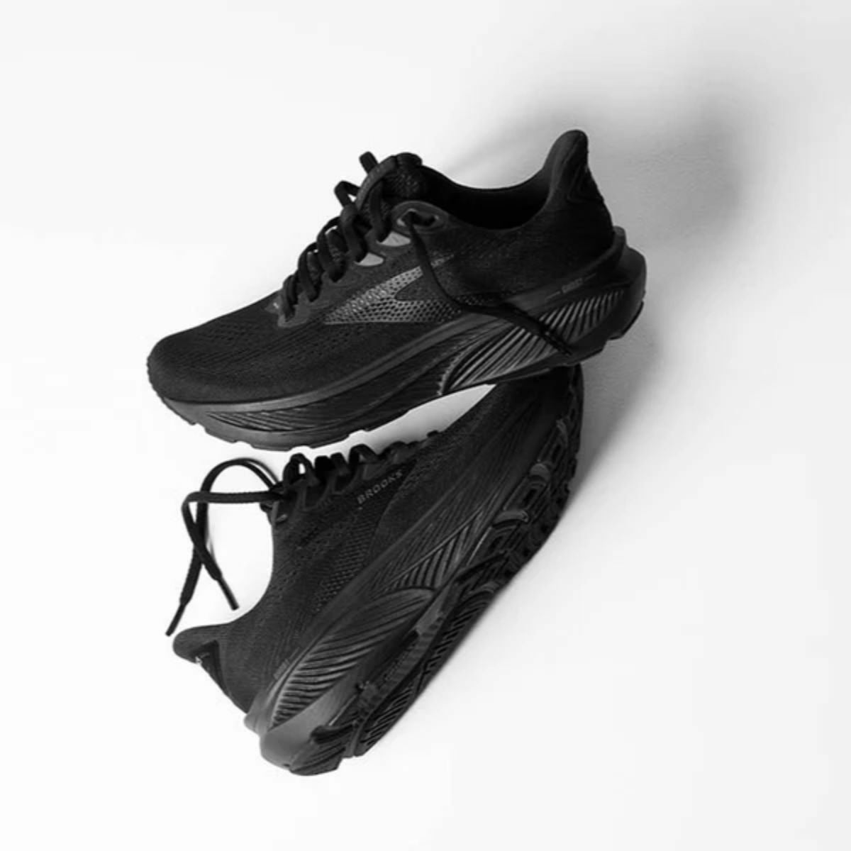 未使用　BROOKS ゴースト17 ブラック ランニングシューズ ブルックス ゴースト17 ワイド 幅広 スポーツ ランニングシューズ