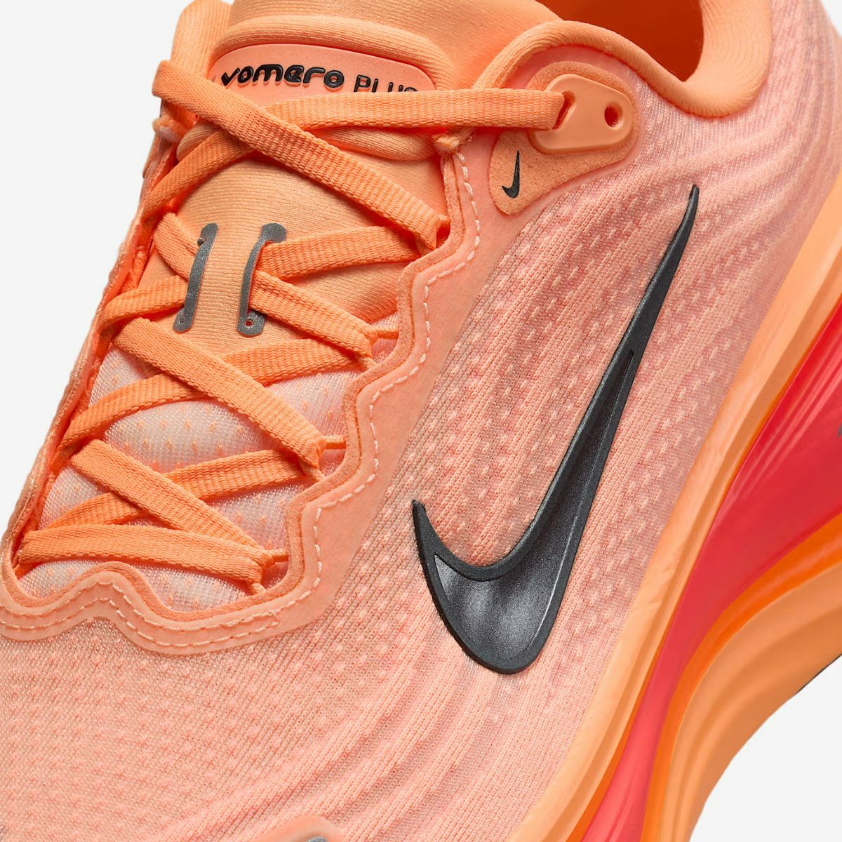 ナイキ エア ズーム ボメロ プラス NIKE Air Zoom Vomero Plus