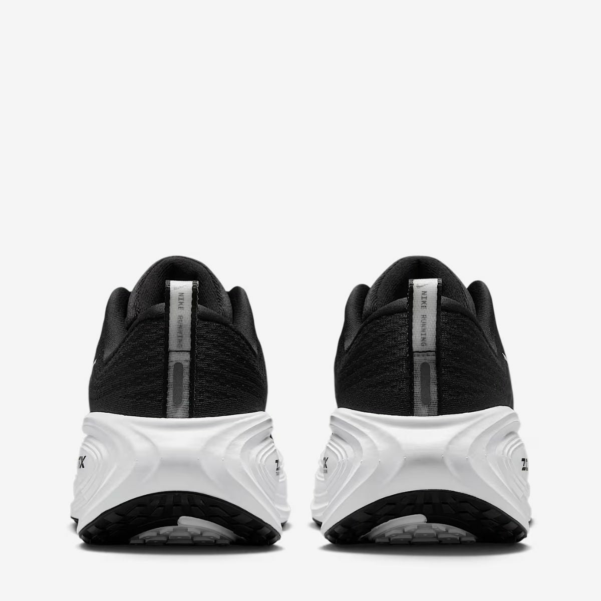Nike ボメロプラス　24.0 ブラック/ホワイト NIKE◇VOMERO PLUS_ボメロプラス/27cm/BLK// : セカンドストリート