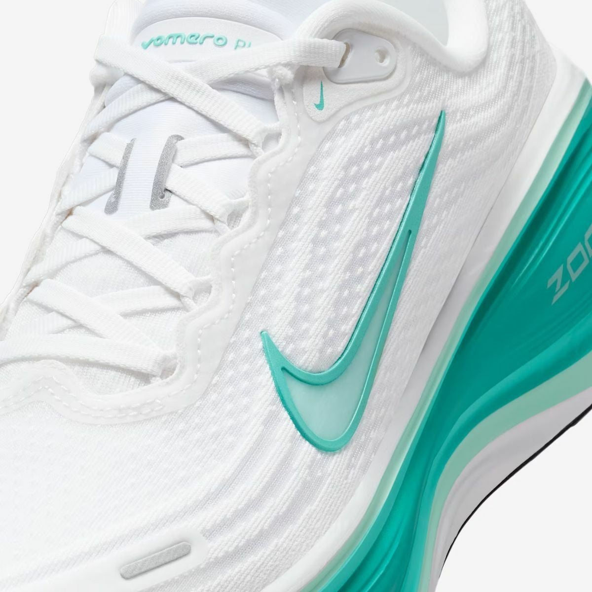 ナイキ ボメロ プラス レディース NIKE Air Zoom Vomero Plus