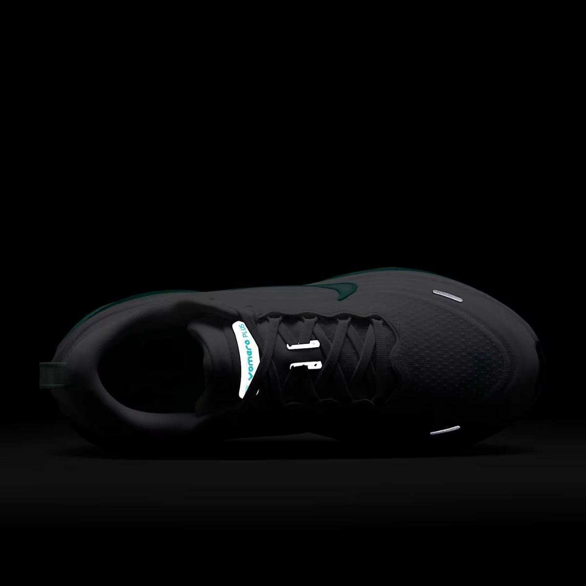 ナイキ ボメロ プラス NIKE Air Zoom Vomero Plus | スポーツマリオ