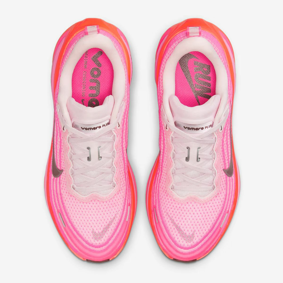 ナイキ ボメロ プラス NIKE Air Zoom Vomero Plus | スポーツマリオ