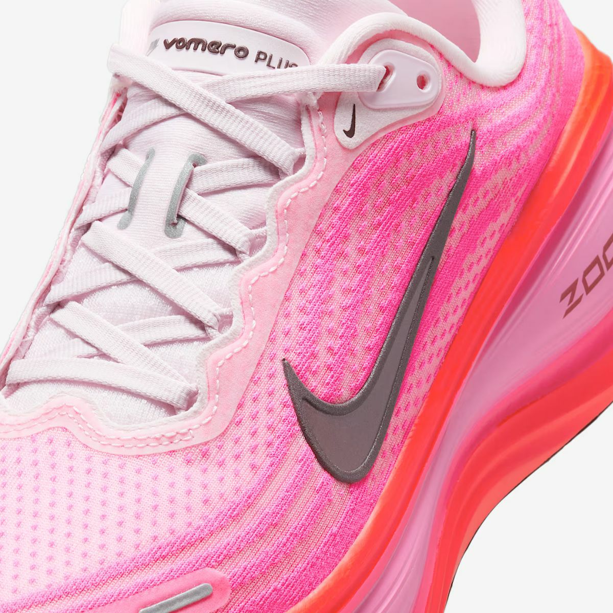 ナイキ ボメロ プラス レディース NIKE Air Zoom Vomero Plus