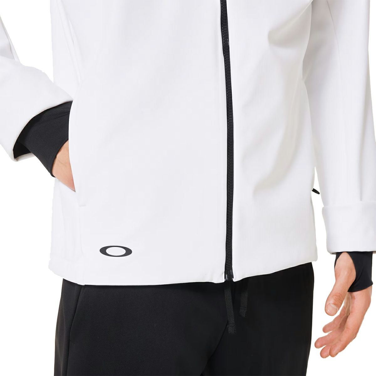000000090569-05.jpg?size=l&w=