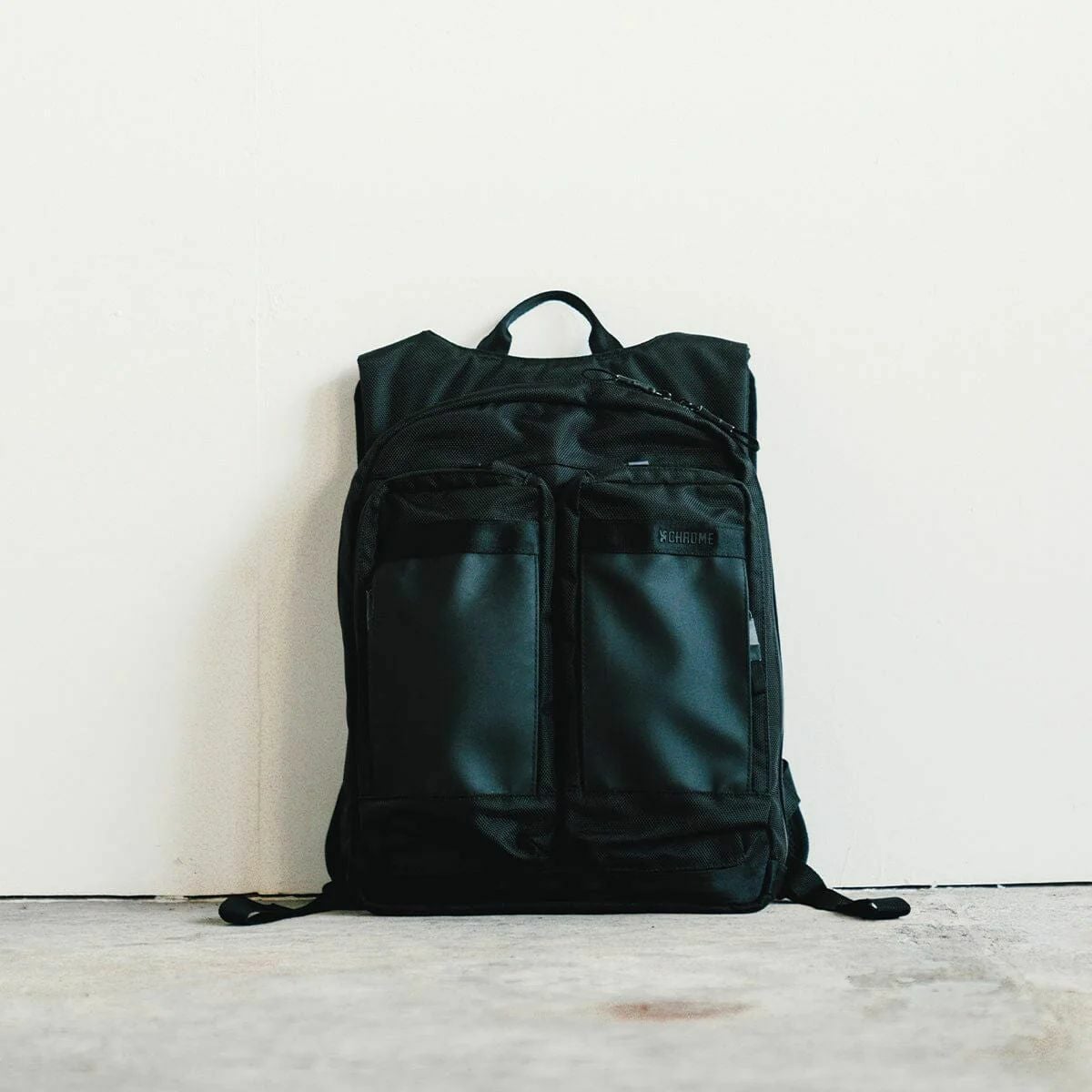 クローム アクセル デイパック スリム 12L CHROME AXCEL DAYPACK SLIM