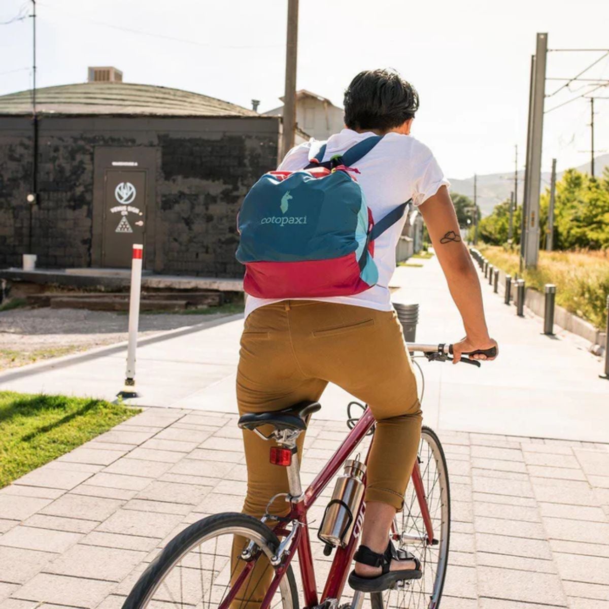 コトパクシ TAAL CONVERTIBLE TOTE DEL DIA COTOPAXI | スポーツマリオ