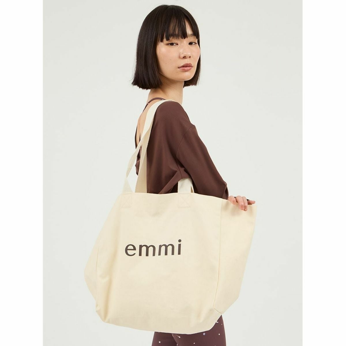 エミ ONLINE限定 Happy Active set ブラトップ・レギンス・ロング袖T