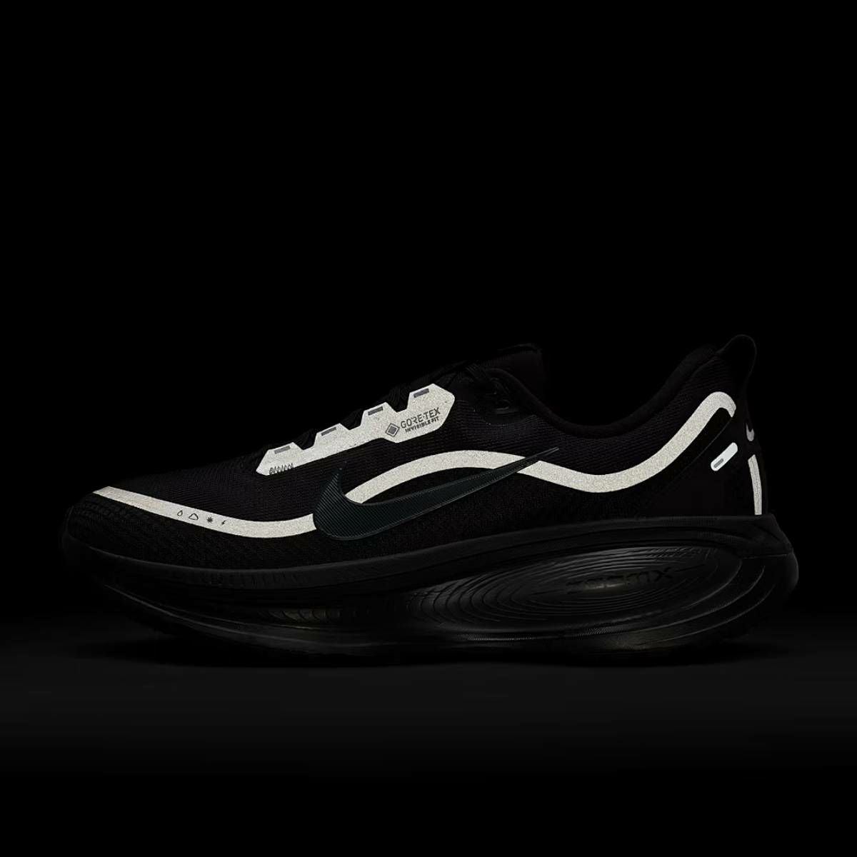 ナイキ ボメロ 18 ゴアテックス GTX メンズ NIKE VOMERO 18 GORE-TEX