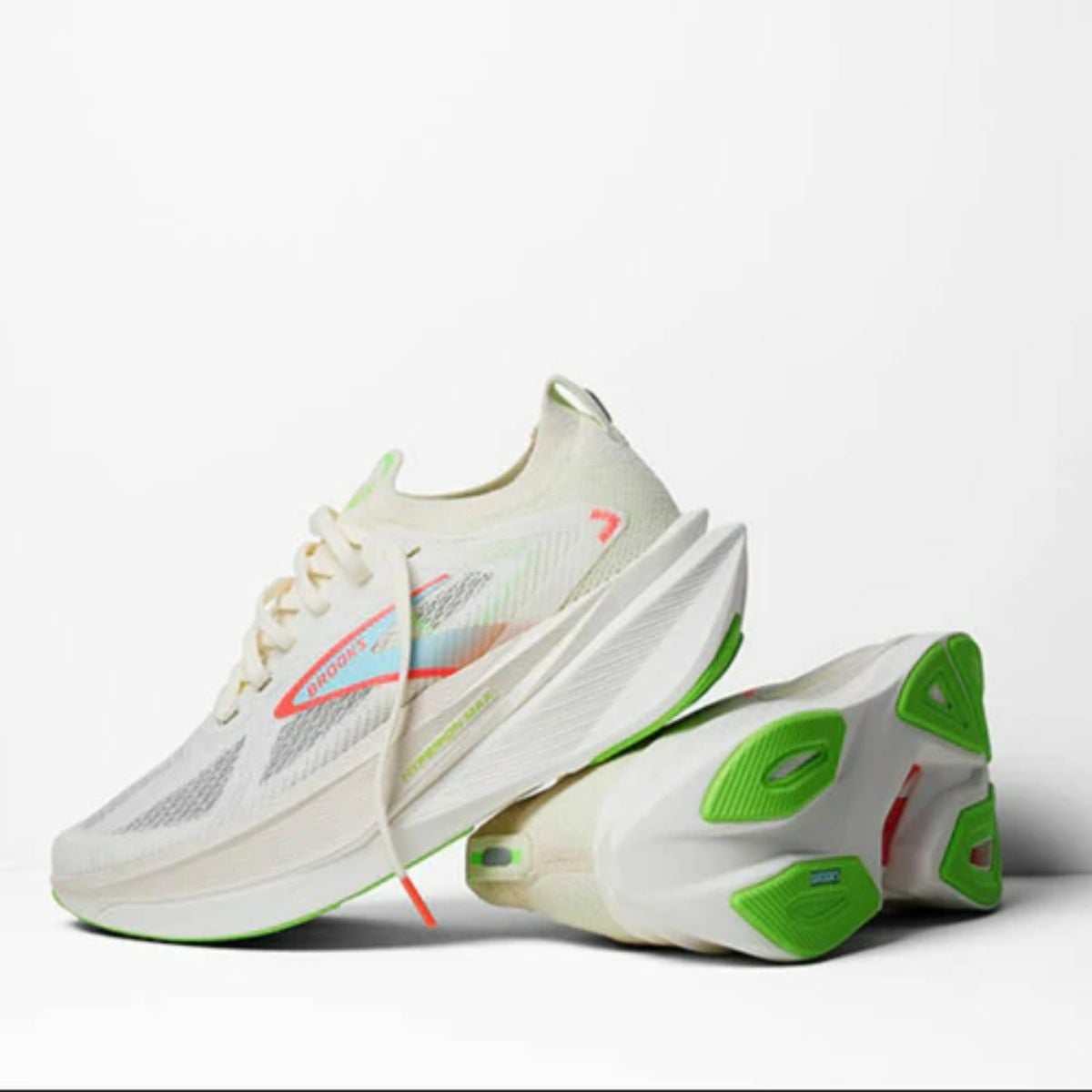 ブルックス ハイペリオンマックス3 BROOKS Hyperion MAX 3