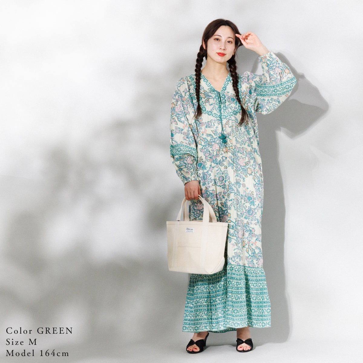 【美品】 Sara mallika サラマリカ フラワー刺繍カラードレス サラマリカ ペイズリーフラワープリントドレス Sara mallika Paisley