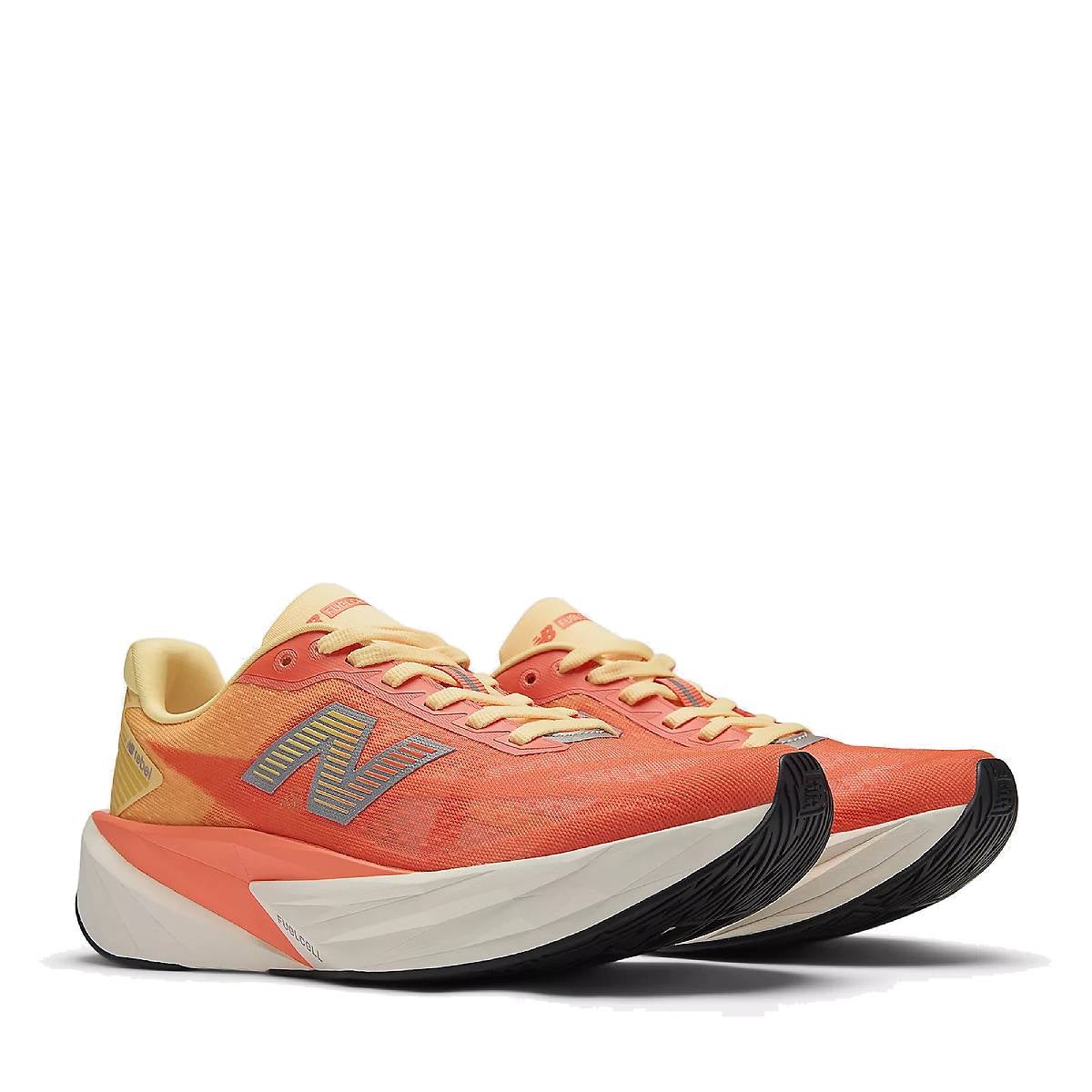 ニューバランス フューエルセル レベル v5 NEW BALANCE FuelCell Rebel