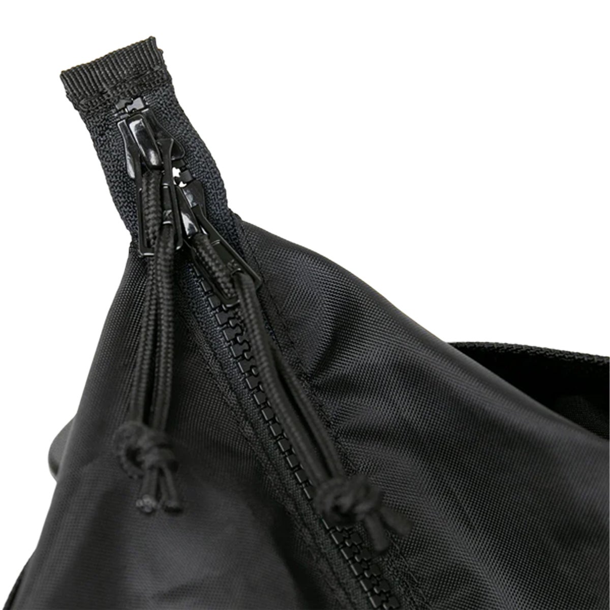 ニューエラ ジムトートバッグ 37L NEW ERA Gym tote bag, black