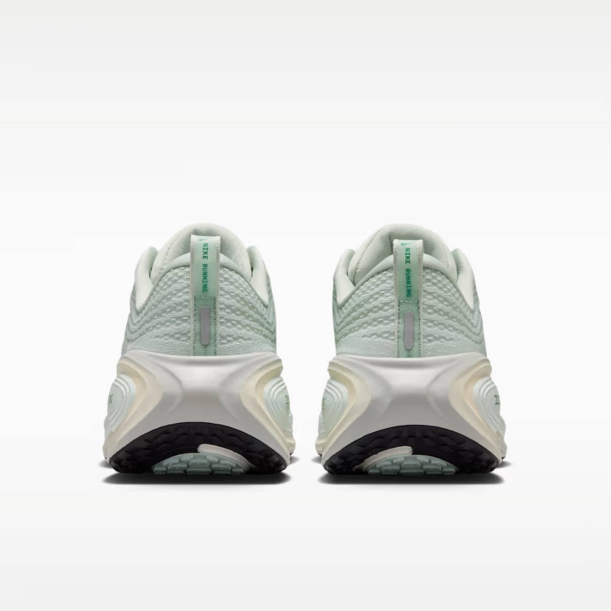 ナイキ ボメロ プラス NIKE VOMERO PLUS | スポーツマリオ公式通販サイト