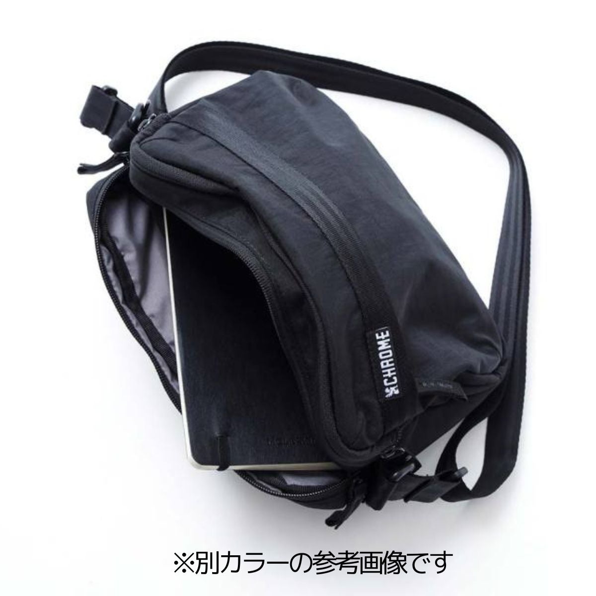 クローム パック ショルダー 3L ユニセックス CHROME PAC SHOULDER 3L