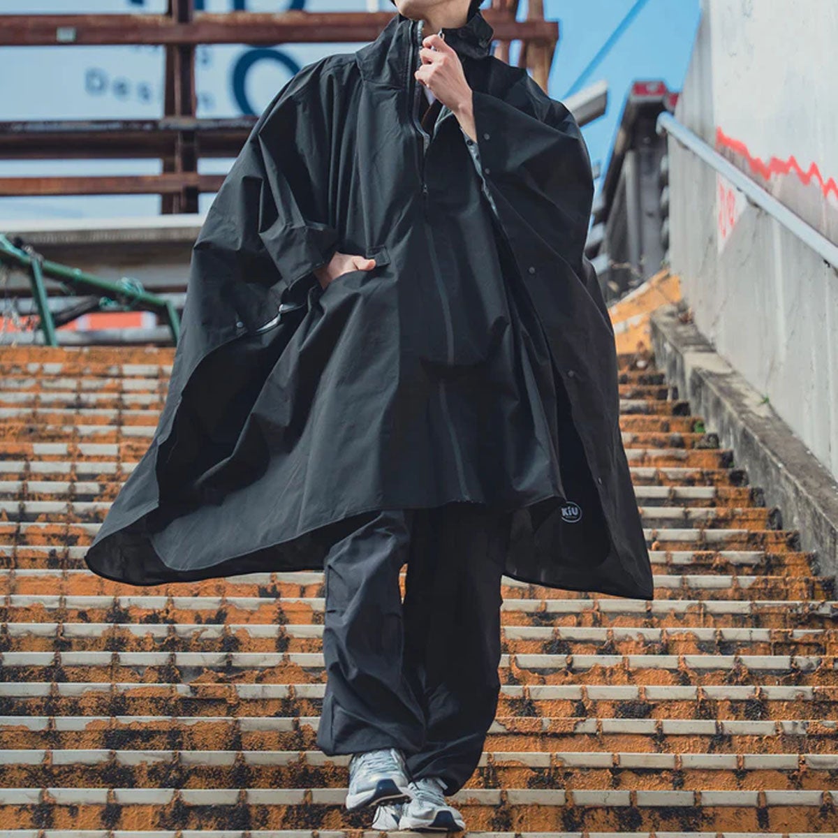 キウ レインポンチョ 2ND K405 ユニセックス Kiu RAIN PONCHO K405 900